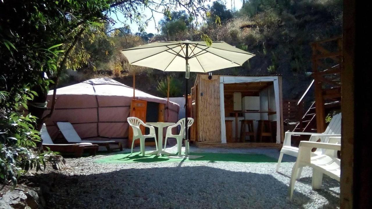 阿尔加罗沃 Eldorado Yurt酒店 外观 照片